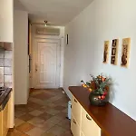 Beachfront Family Escape, Ciovo شقة تروغير