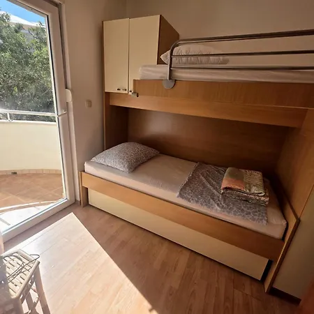 Beachfront Family Escape, Ciovo تروغير