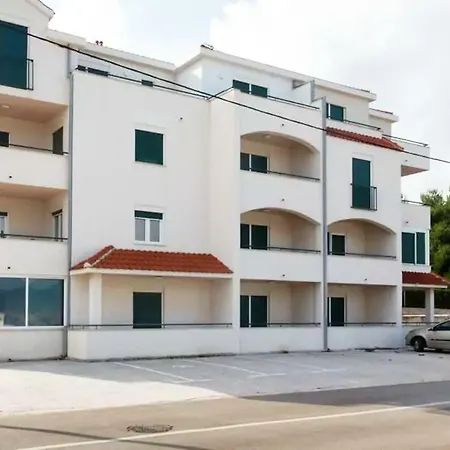 Beachfront Family Escape, Ciovo 아파트